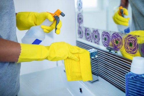 Move out cleaning service for residential and commercial customers in Westminster