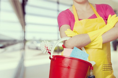 Detailed kitchen cleaning during an end of tenancy service in Westminster